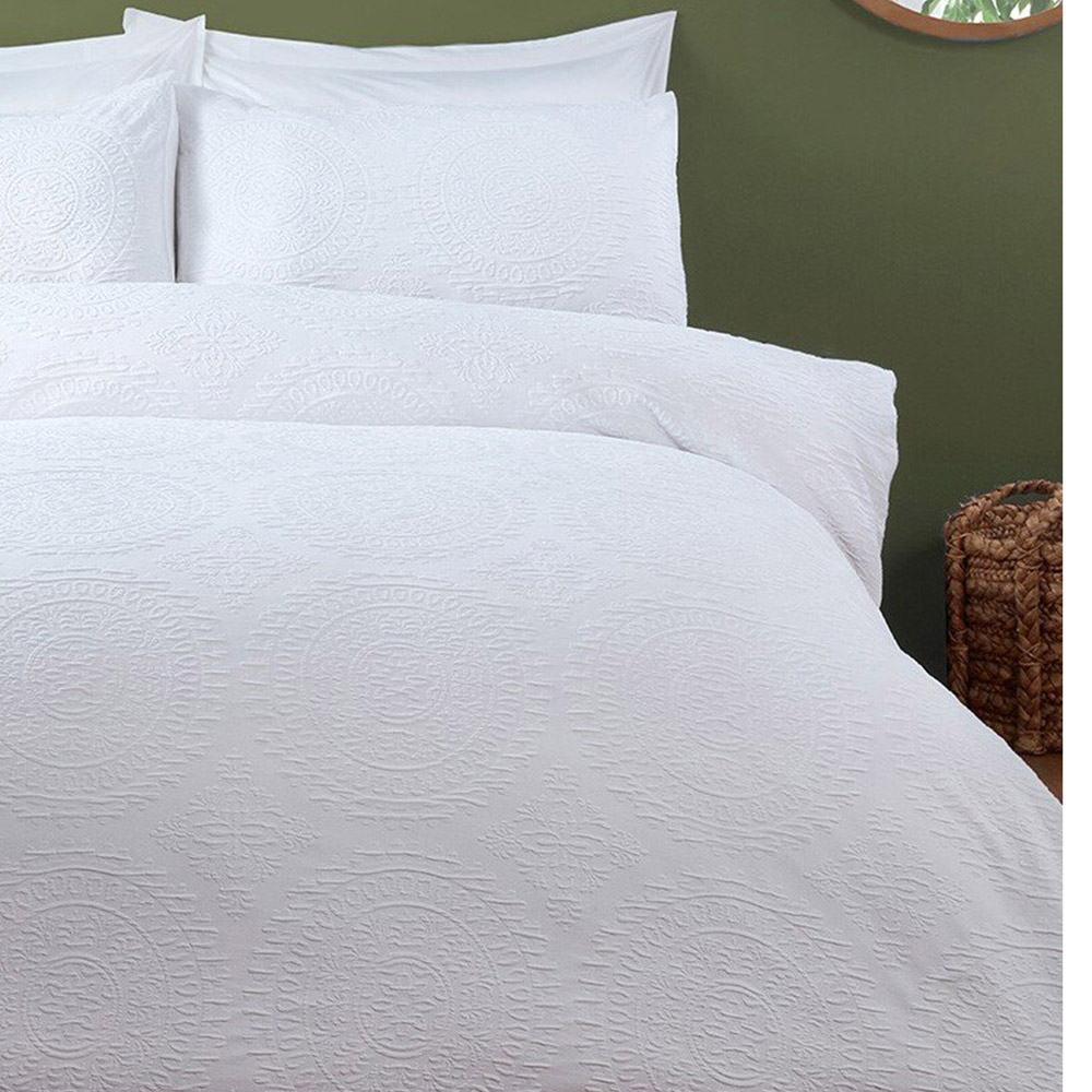 Kingsbridge Duvet Cover and Pillowcase Set - White / Superking Image 5