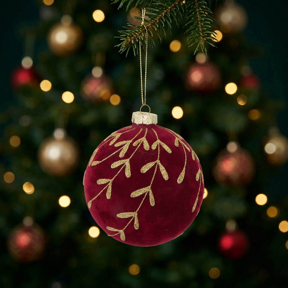 Traditional Flocked Leafy Bauble Image 3