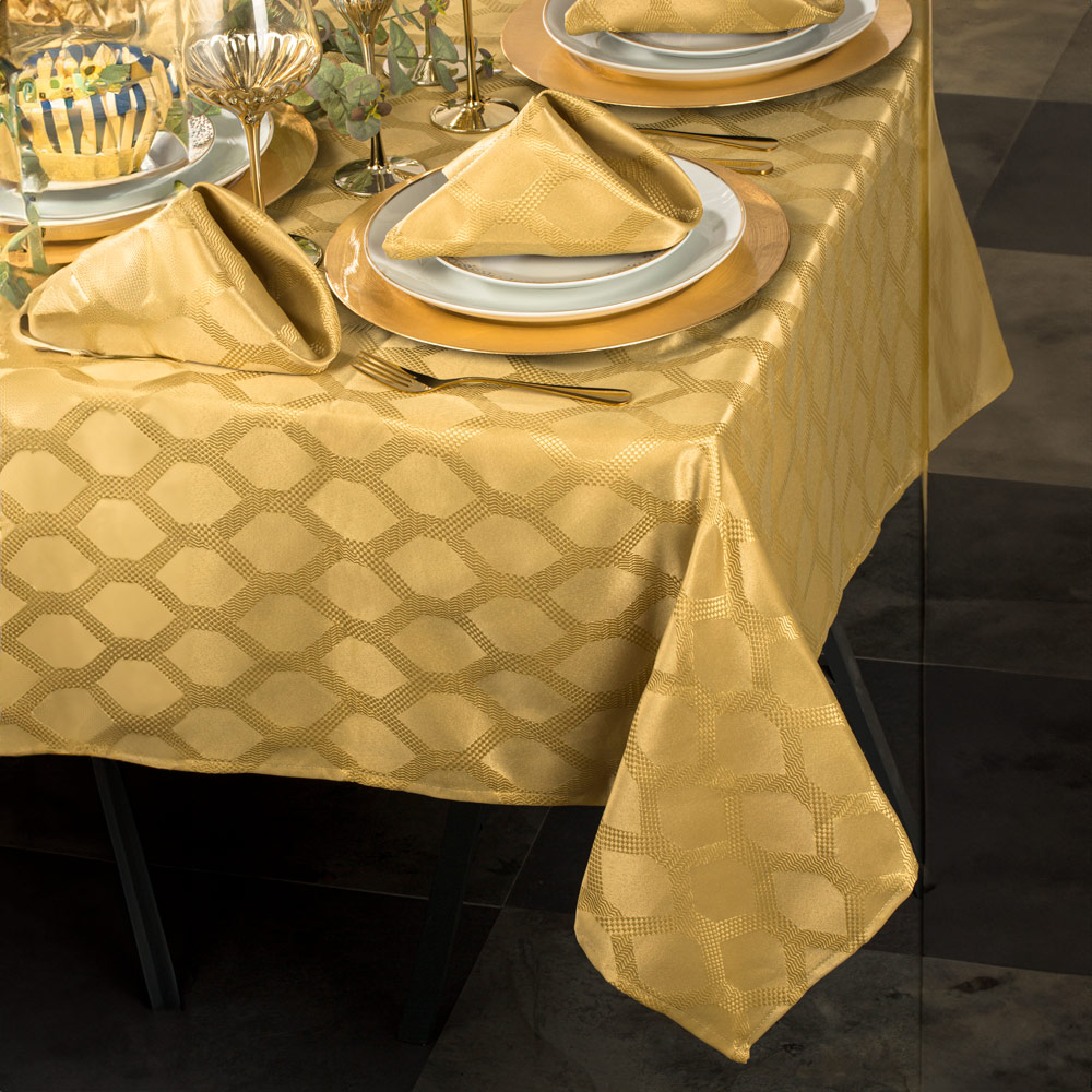 Waterside Geo Gold 9 Piece Tablecloth Set Image 2