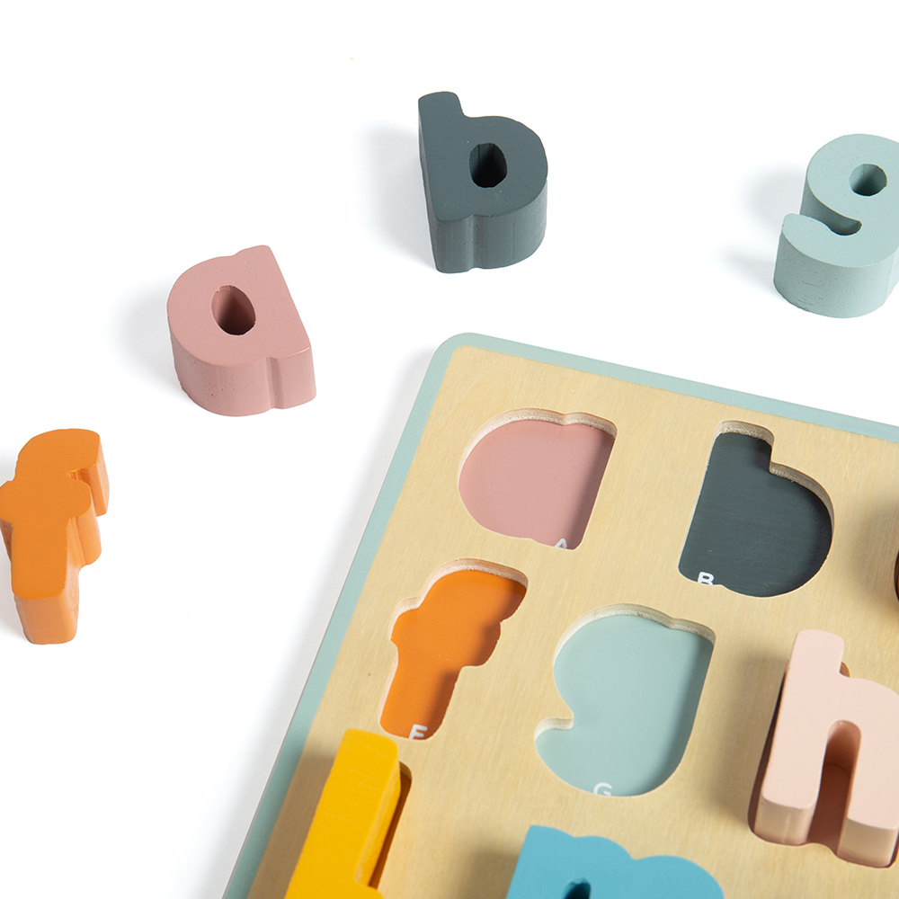 Bigjigs Toys 26 Piece FSC Wooden Lowercase ABC Puzzle Multicolour Image 4