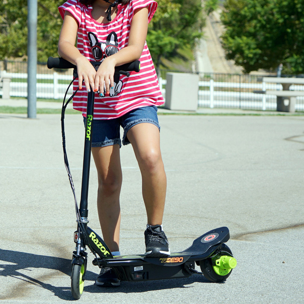 Razor Electric Power Core E90 12 Volt Green Scooter Image 8