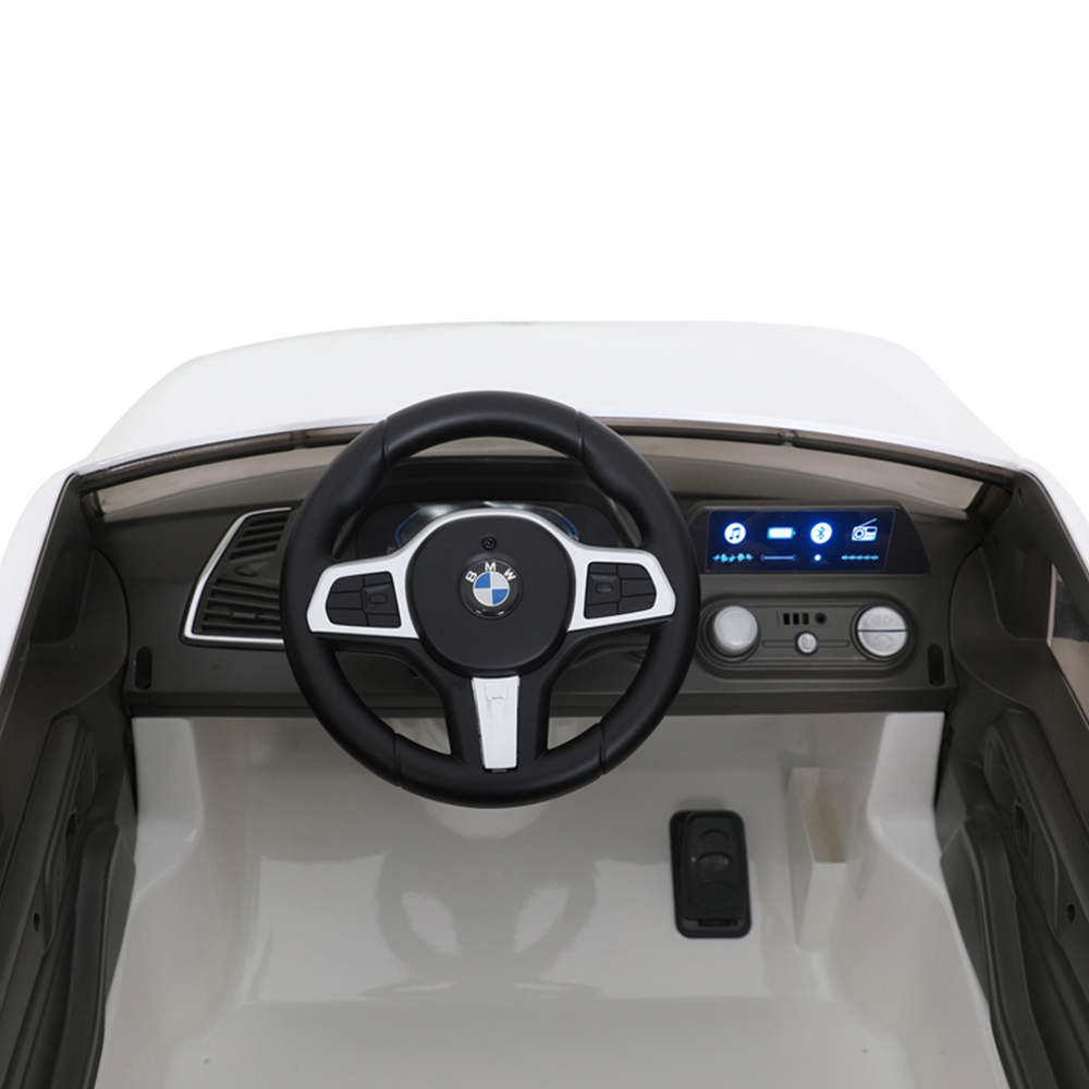 Rollplay BMW X5M Premium Remote Control Car 12V White Image 8