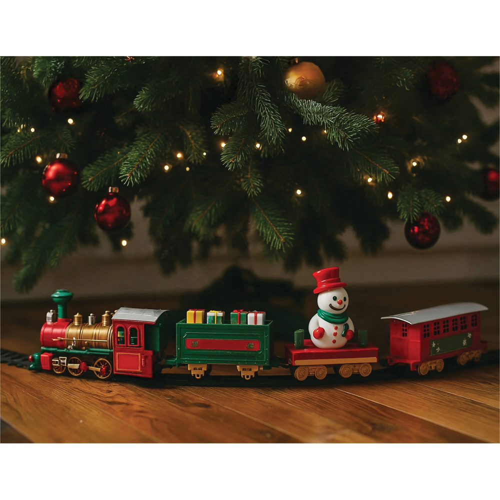 St Helens Christmas Music and Light Train Set Image 2