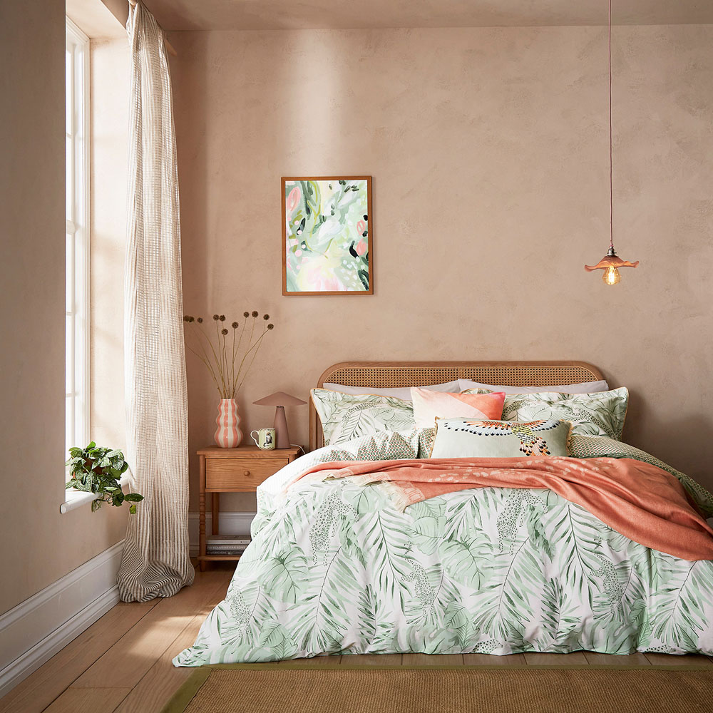 Yvonne Ellen Super King Size Sage Tropical Safari Reversible Duvet Set Image 5