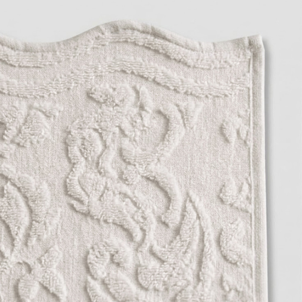 Allure Bath Fashions Gracie Light Grey Floral Jacquard Scalloped Bath Towel 70 x 130cm 2 Pack Image 5