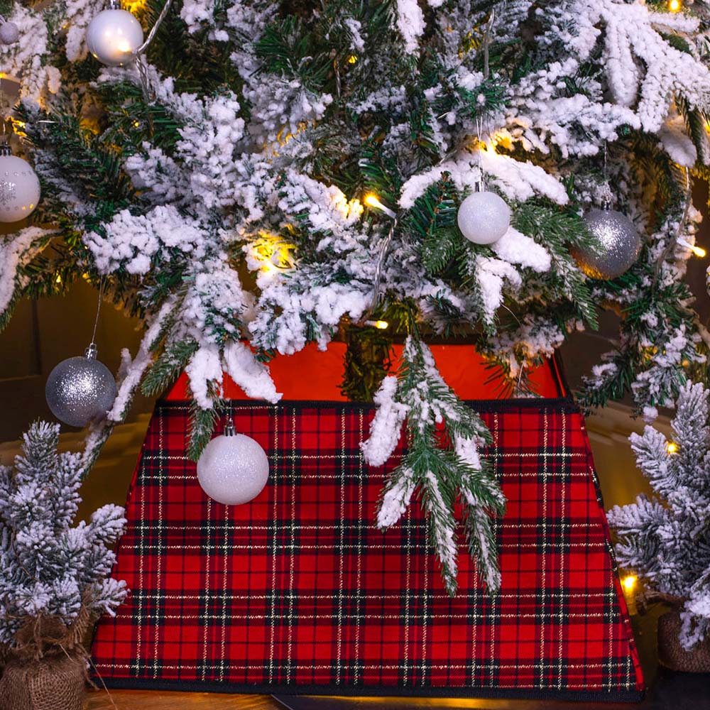 St Helens Red Tartan Tree Skirt Image 2