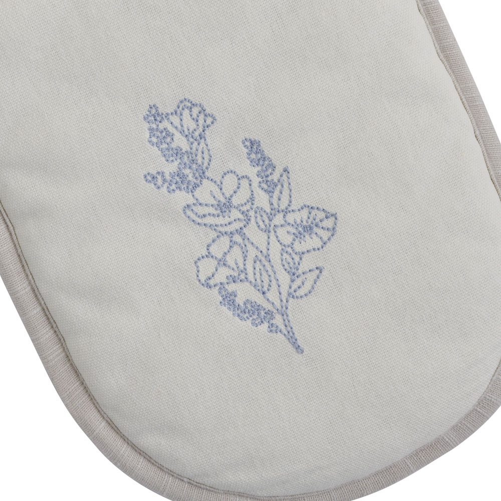 Wilko Blue Floral Double Oven Glove Image 2