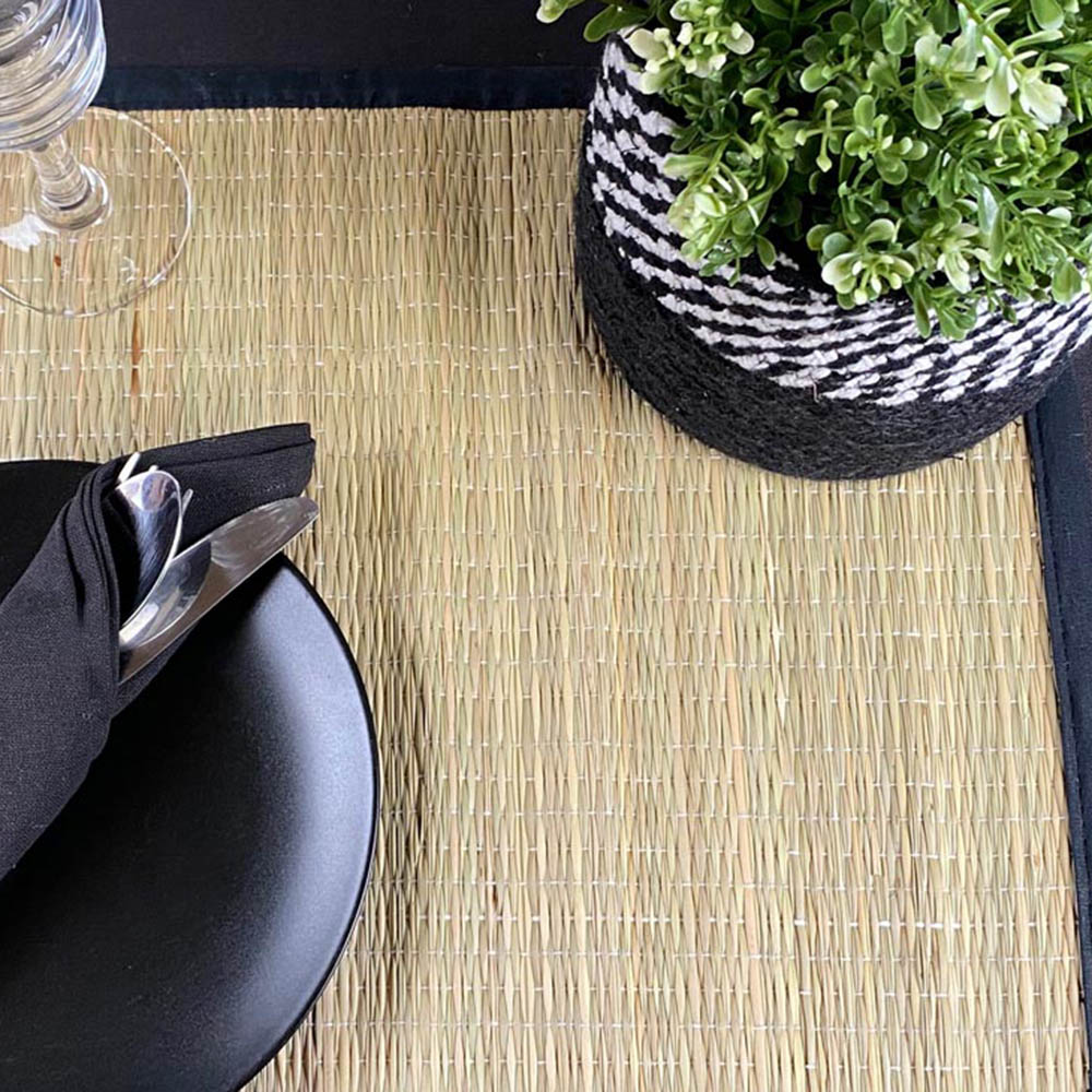 Spey Black Drygrass Table Runner Set of 2 Image 4