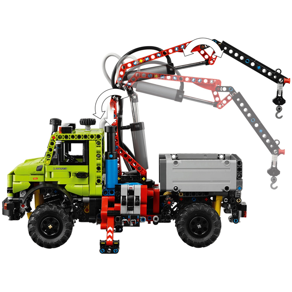 LEGO Technic 42242 Mercedes-Benz Unimog U with Crane Set 1189-Piece Image 4