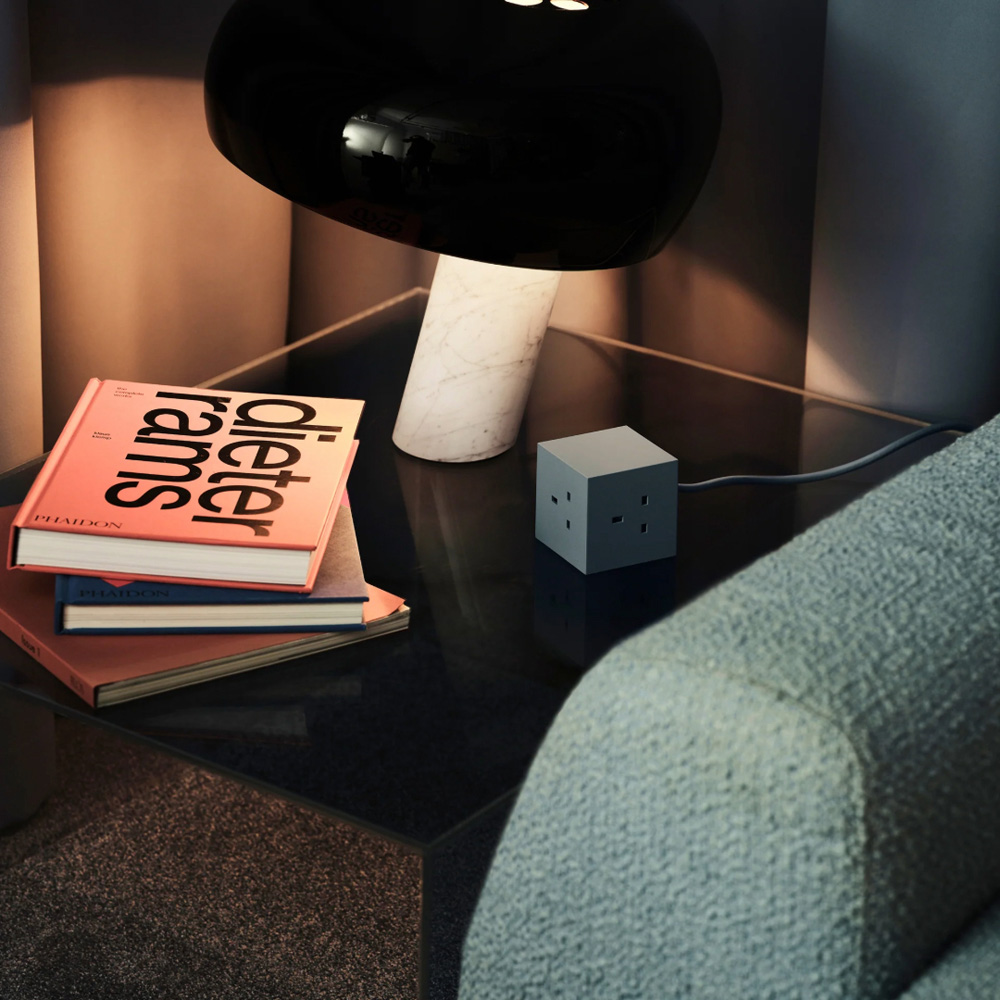 Avolt Square 1 Shark Blue USB-C Power Cube 30W Image 2