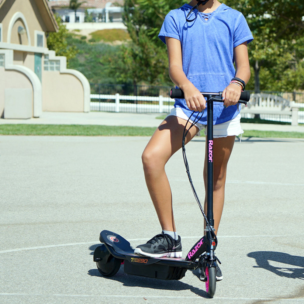 Razor Electric Power Core E90 12 Volt Pink Scooter Image 2