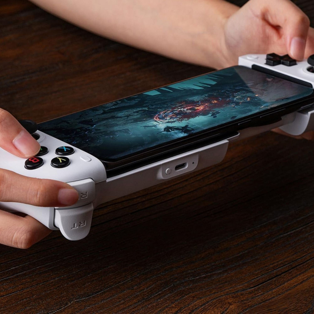 8BitDo White Ultimate Mobile Gaming Xbox Controller Image 2