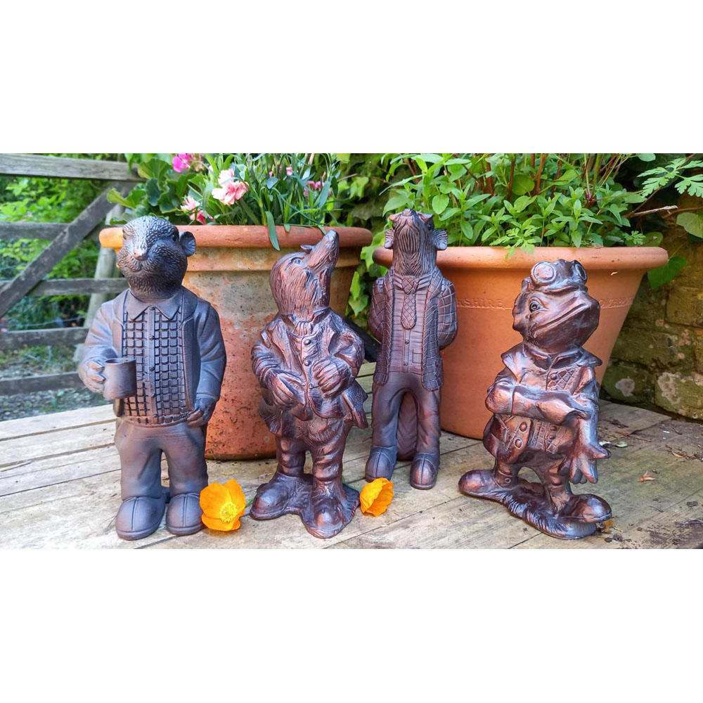 Inspirational Gifting 4 Piece Wind in the Willows Polystone Resin Garden Ornament Set Image 2