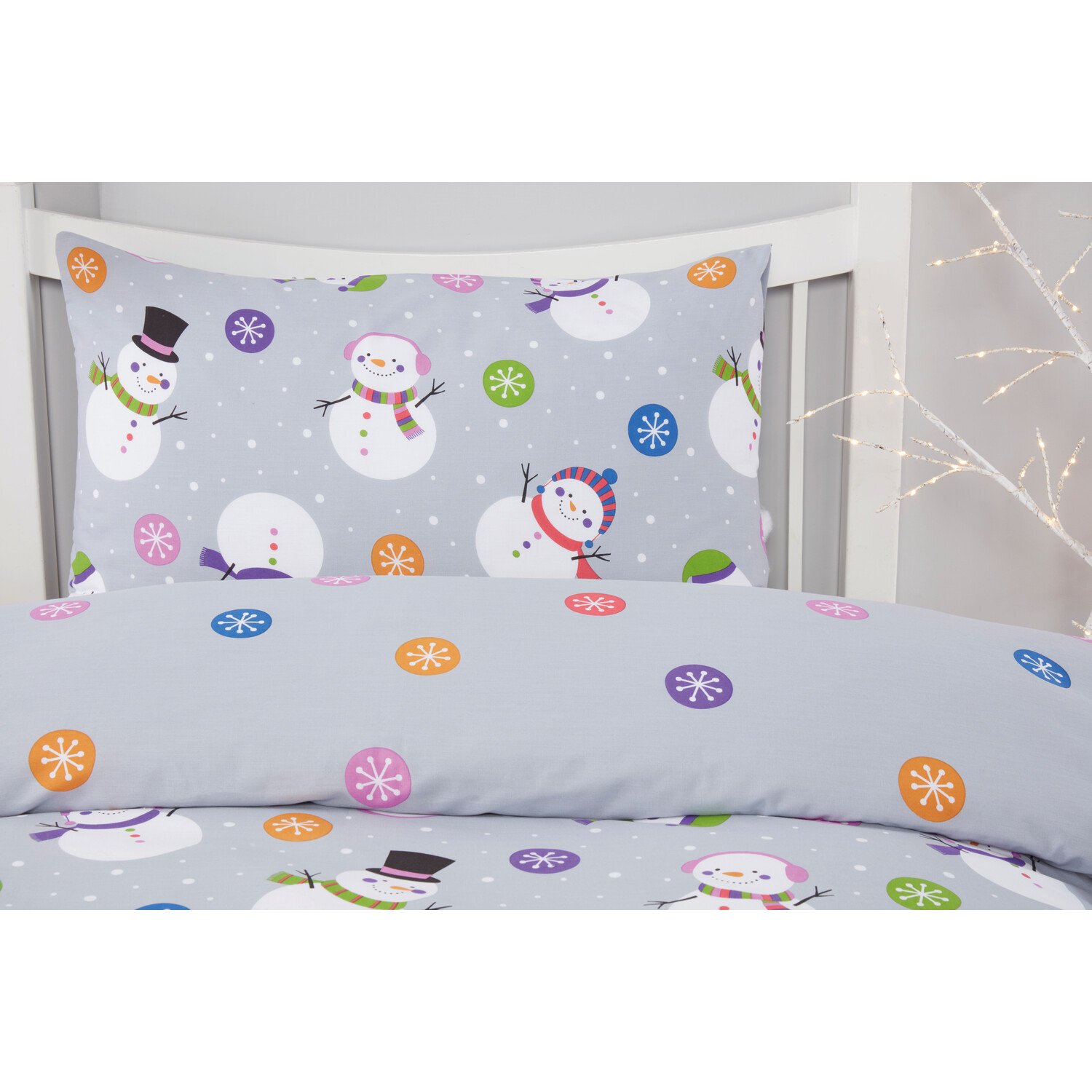 Snowmen Duvet Cover and Pillowcase Set - Grey Image 3