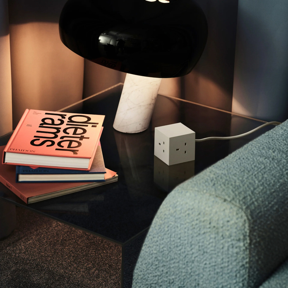 Avolt Square 1 Nomad Sand USB-C Power Cube 30W Image 2
