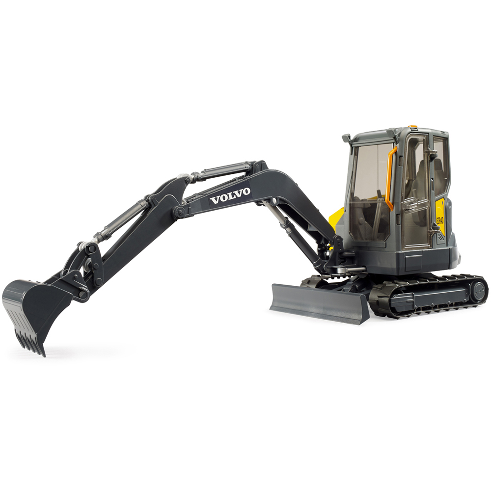 Bruder Kids Volvo ECR40 Excavator Playset Model Image 4