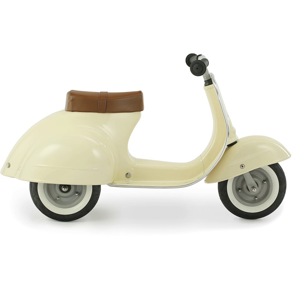 Ambosstoys Primo Cream Scooter Image 1