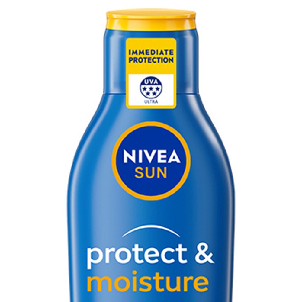 Nivea Sun Protect and Moisture Sun Cream Lotion SPF50 200ml Image 2