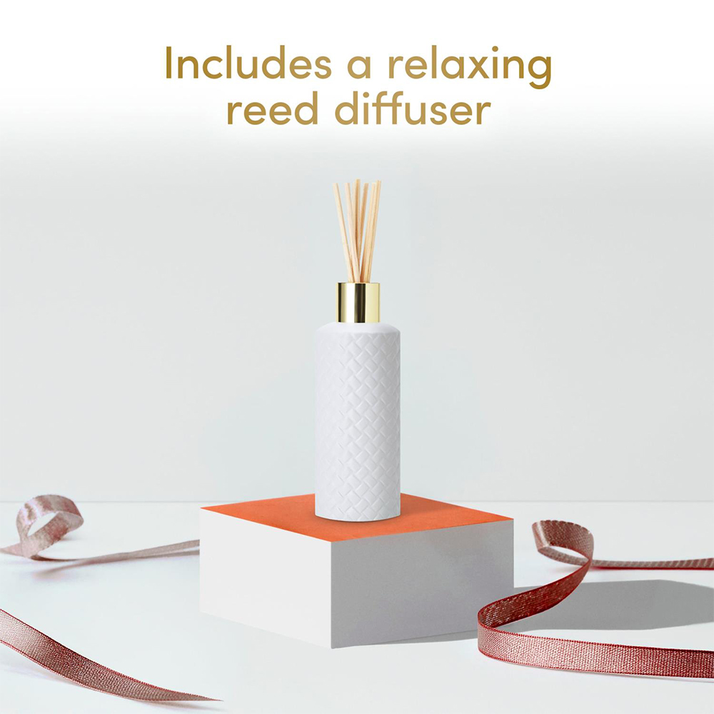 Dove Restore and Rebalance 3 Piece Gift Set 4 Pack Image 4
