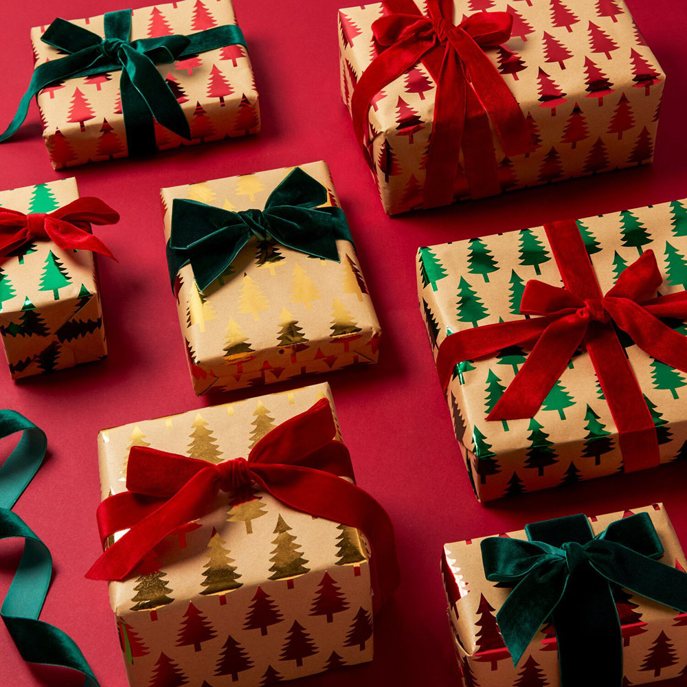 Luxury Foiled Tree Gift Wrap Image 2