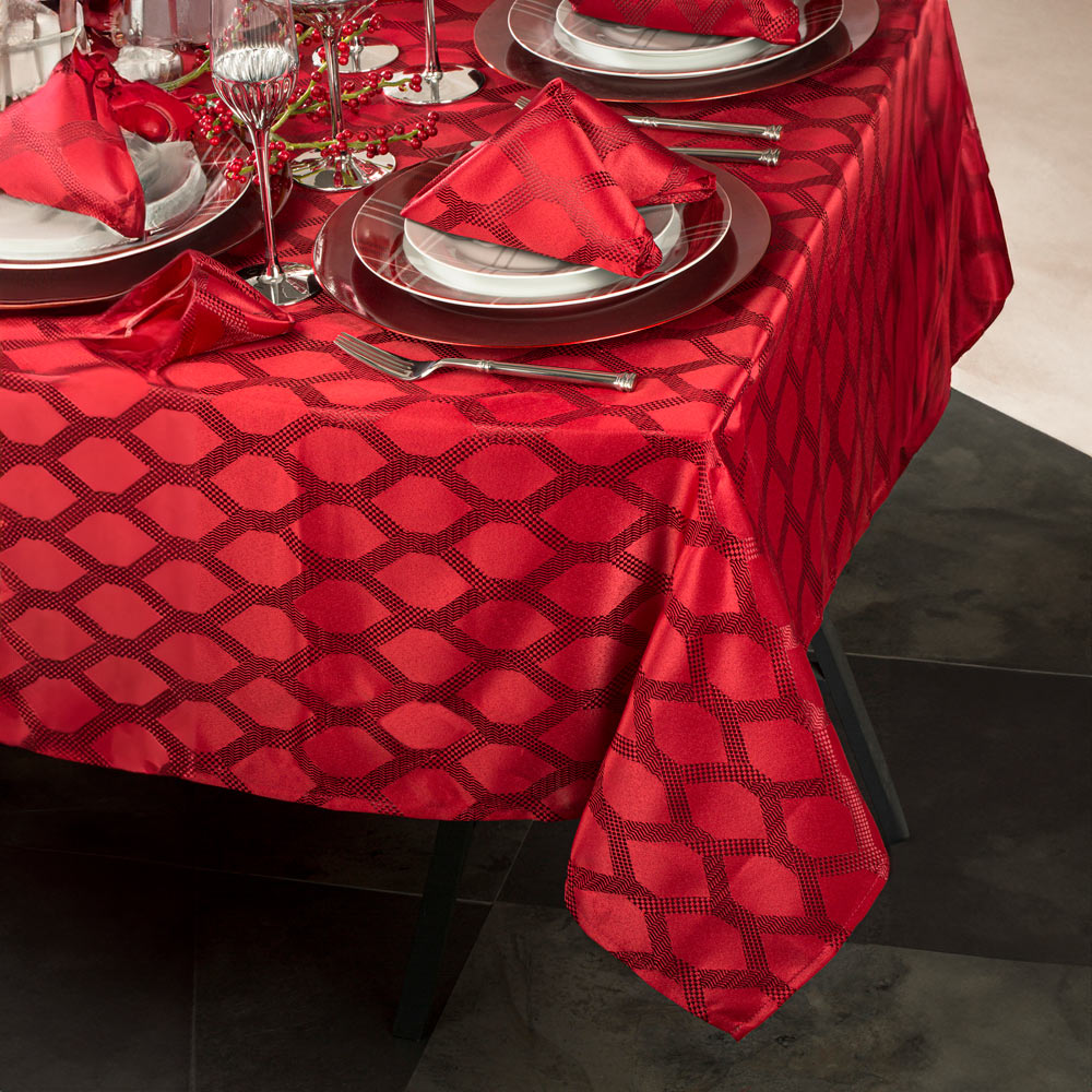 Waterside Geo Red 9 Piece Tablecloth Set Image 2