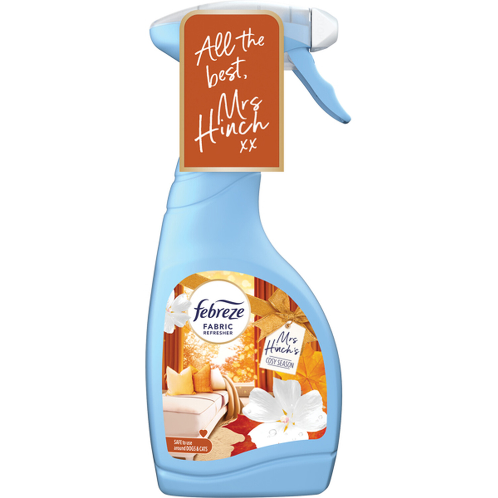 Febreze White Musk and Golden Maple Fabric Freshener Spray 500ml Image