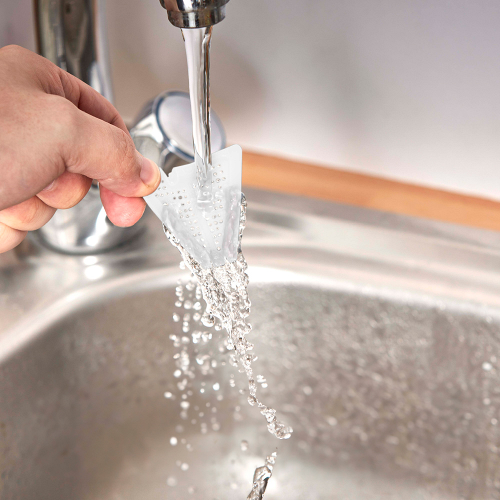 Tower T10075WHT Solitaire White Chrome Accents 1.5L Kettle 3KW Image 4