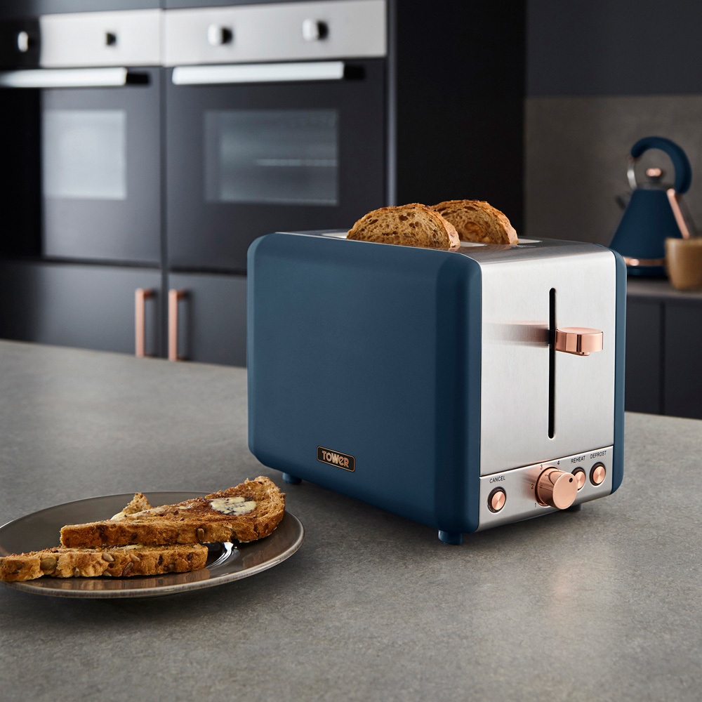 Tower T20036MNB Blue 2 Slice Toaster 850W Image 6