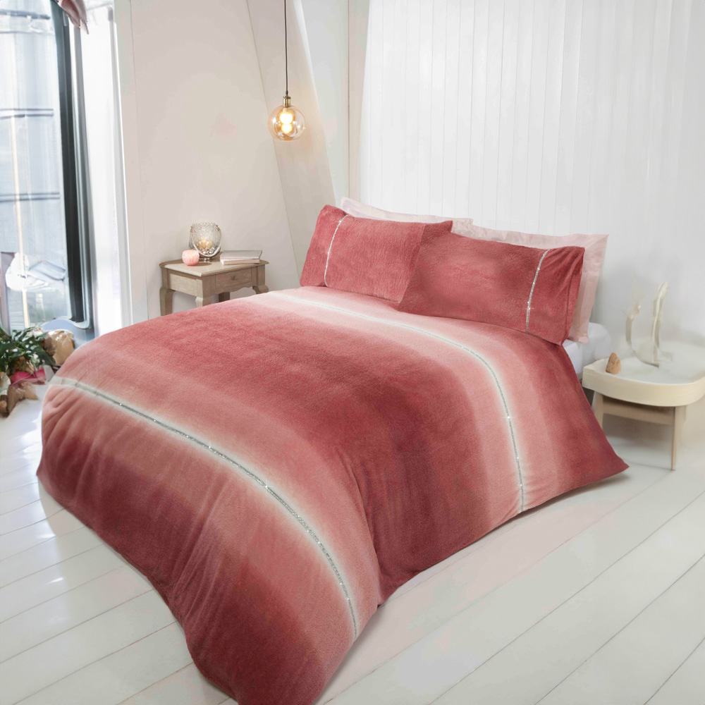 Rapport Home Diamante King Size Blush Teddy Fleece Duvet Cover Set Image 1