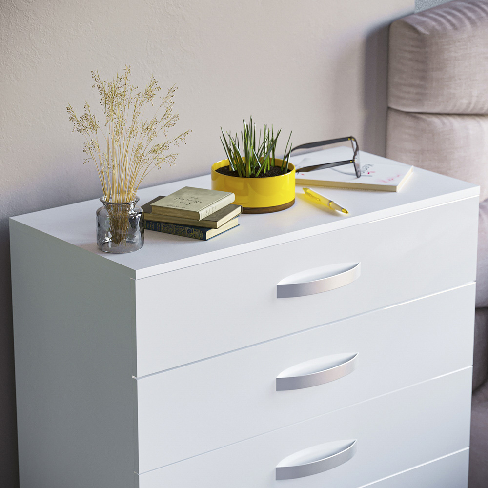 Vida Designs Hulio 5 Drawer White Chest of Drawers Image 3