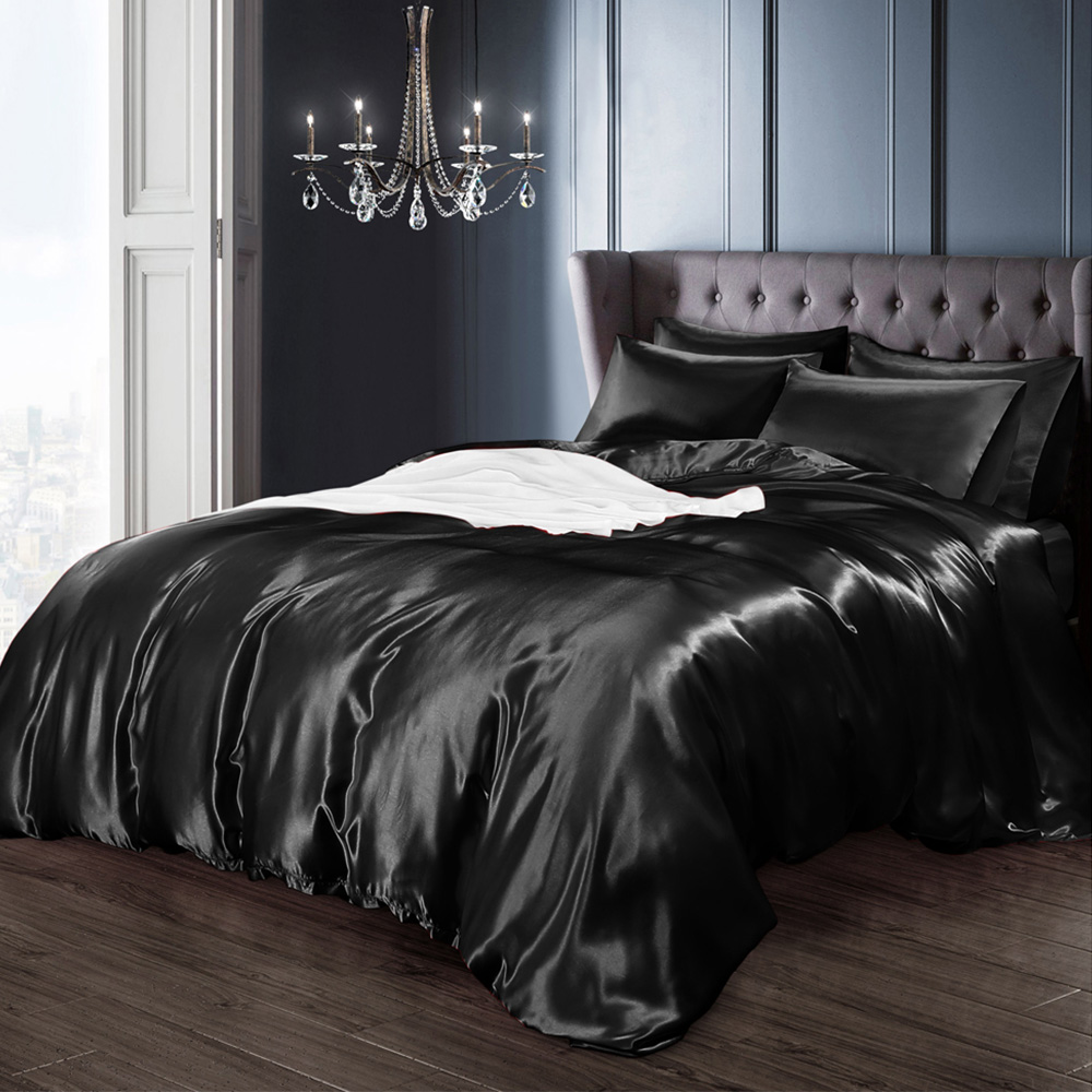Intimates Single Black Satin Bedding Set Image 1