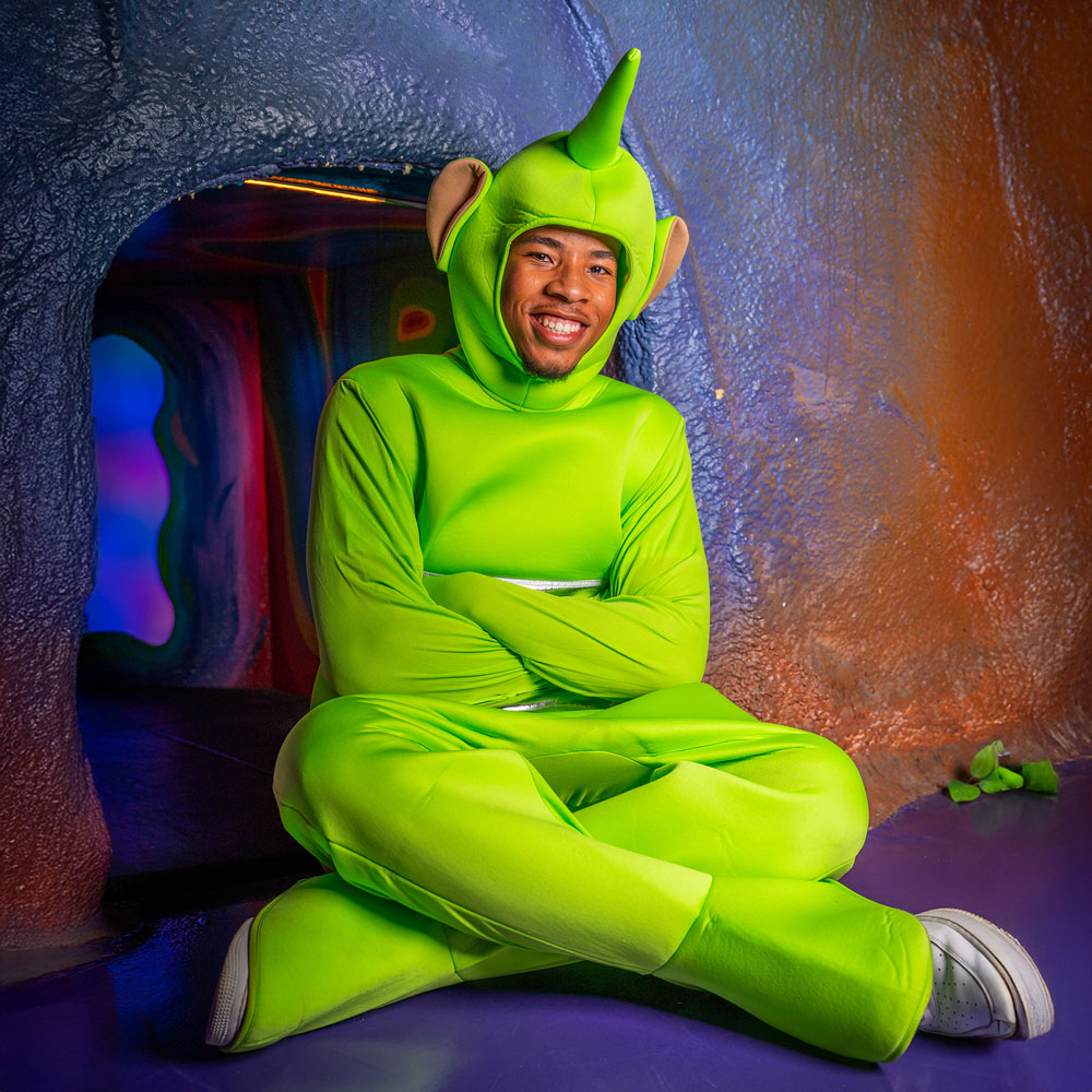 Teletubbies Dipsy Adult Costume Standard Image 4