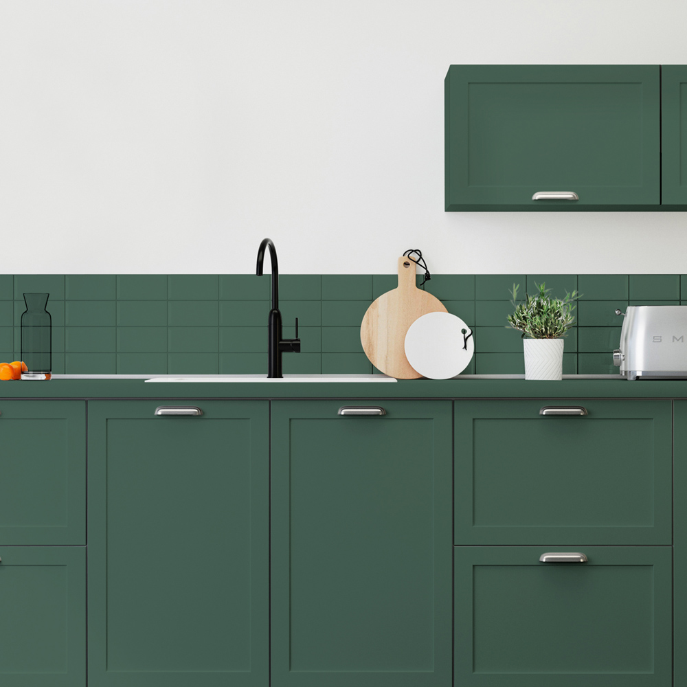 Maison Deco Refresh Kitchen Cupboards and Surfaces Forest Green Satin Paint 750ml Image 4