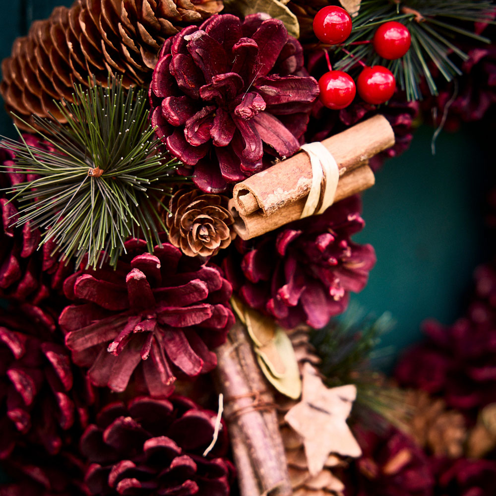 Dibor Cinnamon Stars Christmas Wreath 38cm Image 3