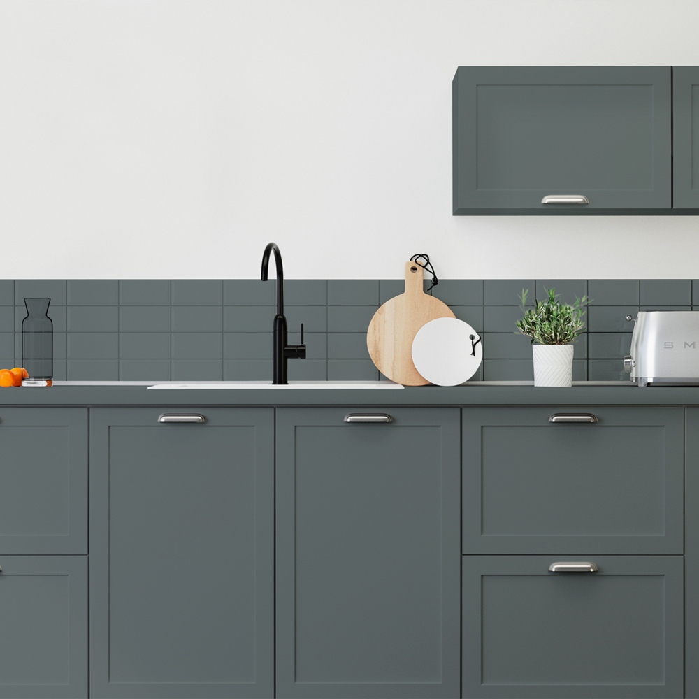 Maison Deco Refresh Kitchen Cupboards and Surfaces Graphite Satin Paint 2L Image 4