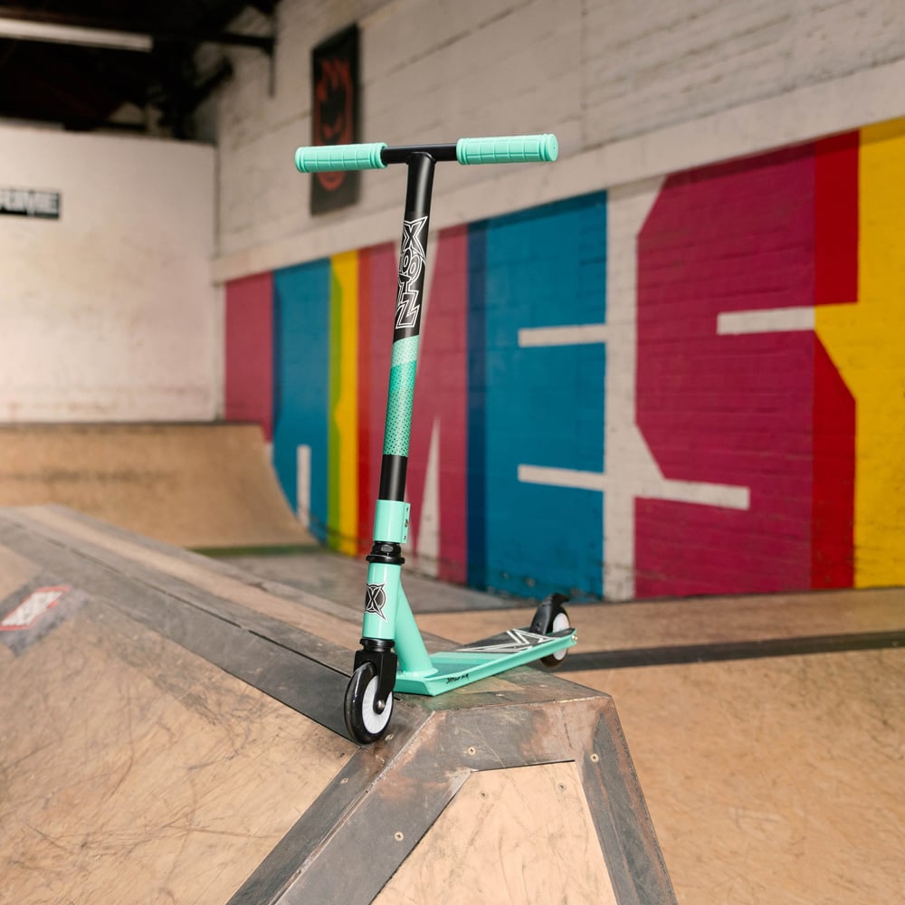 Xootz Shred 2.0 Stunt Scooter Image 2