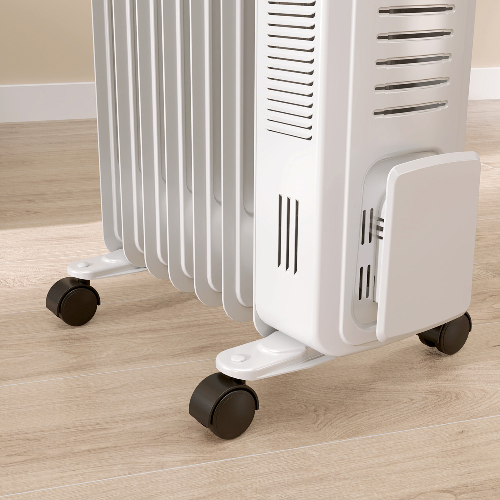 HOMCOM White 7 Fin Oil Filled Radiator Portable Heater Image 4
