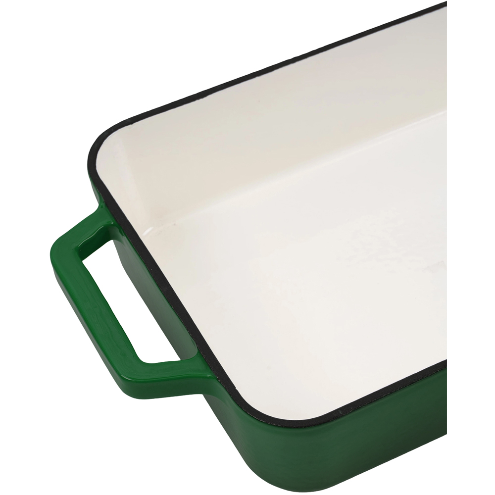 Living and Home 3.2L Green Enamelled Cast Iron Rectangular Baking Dish Image 3