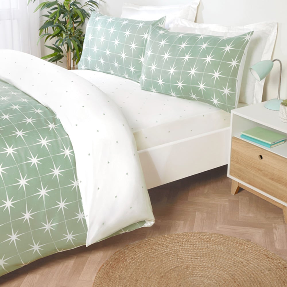 Serene Northern Stars King Size Green Microfibre Fabric Duvet Set Image 4