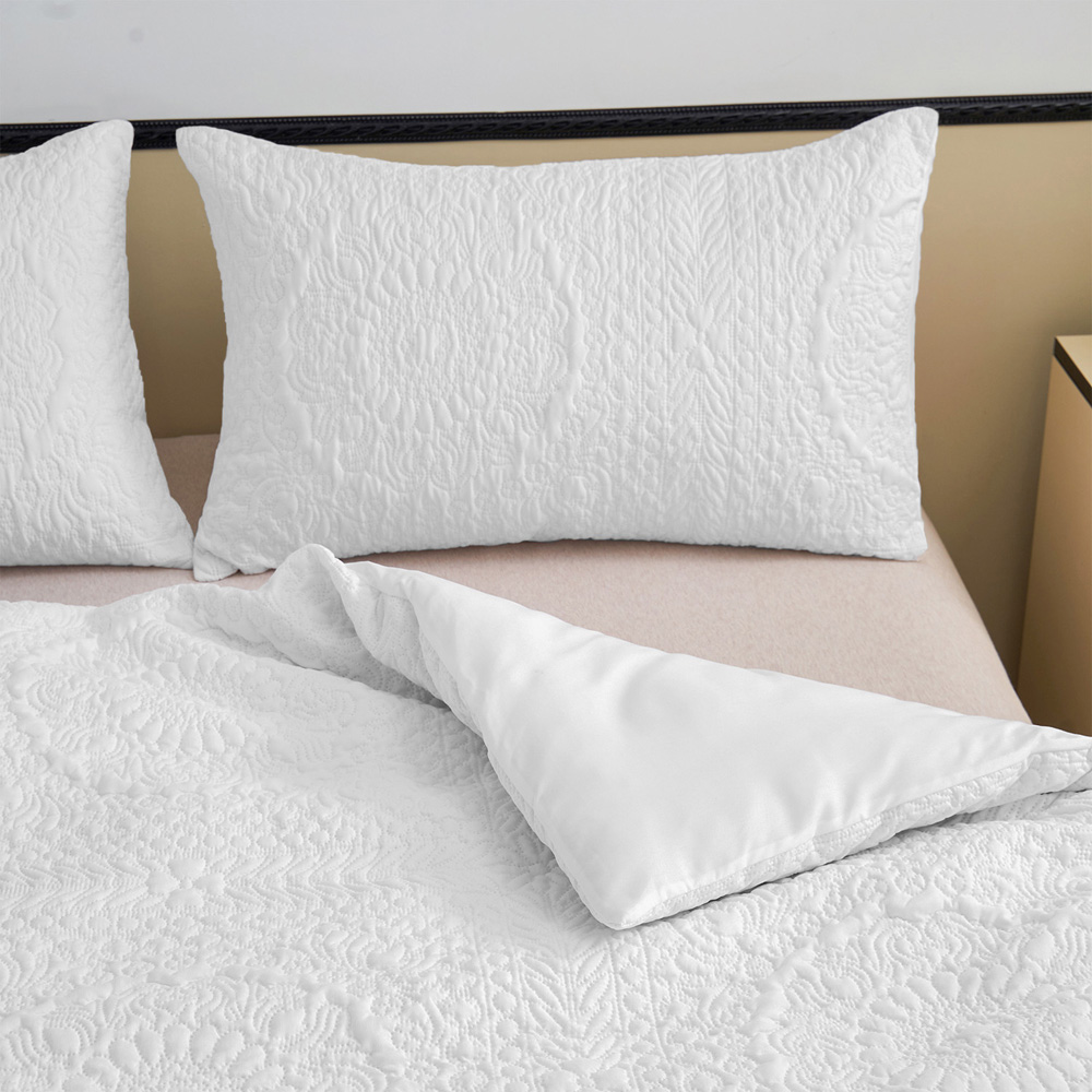 Velosso Winchester Double White Duvet Set Image 4