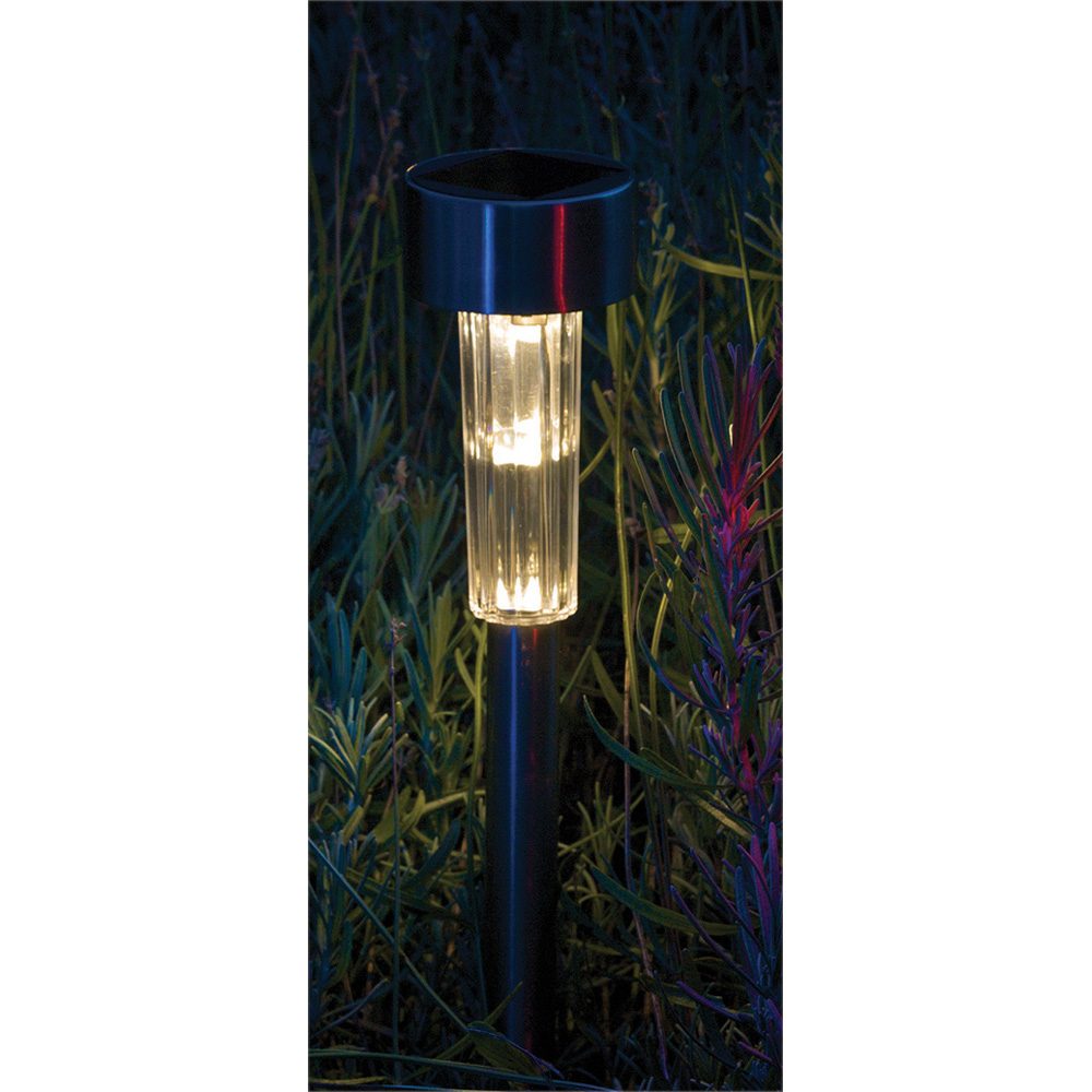 Luxform Fuego LED Solar Garden Spike Light Image 4