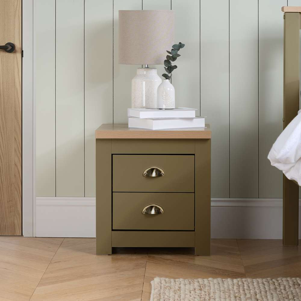 Birlea Highgate 2 Drawer Oak Bedside Table Image 4