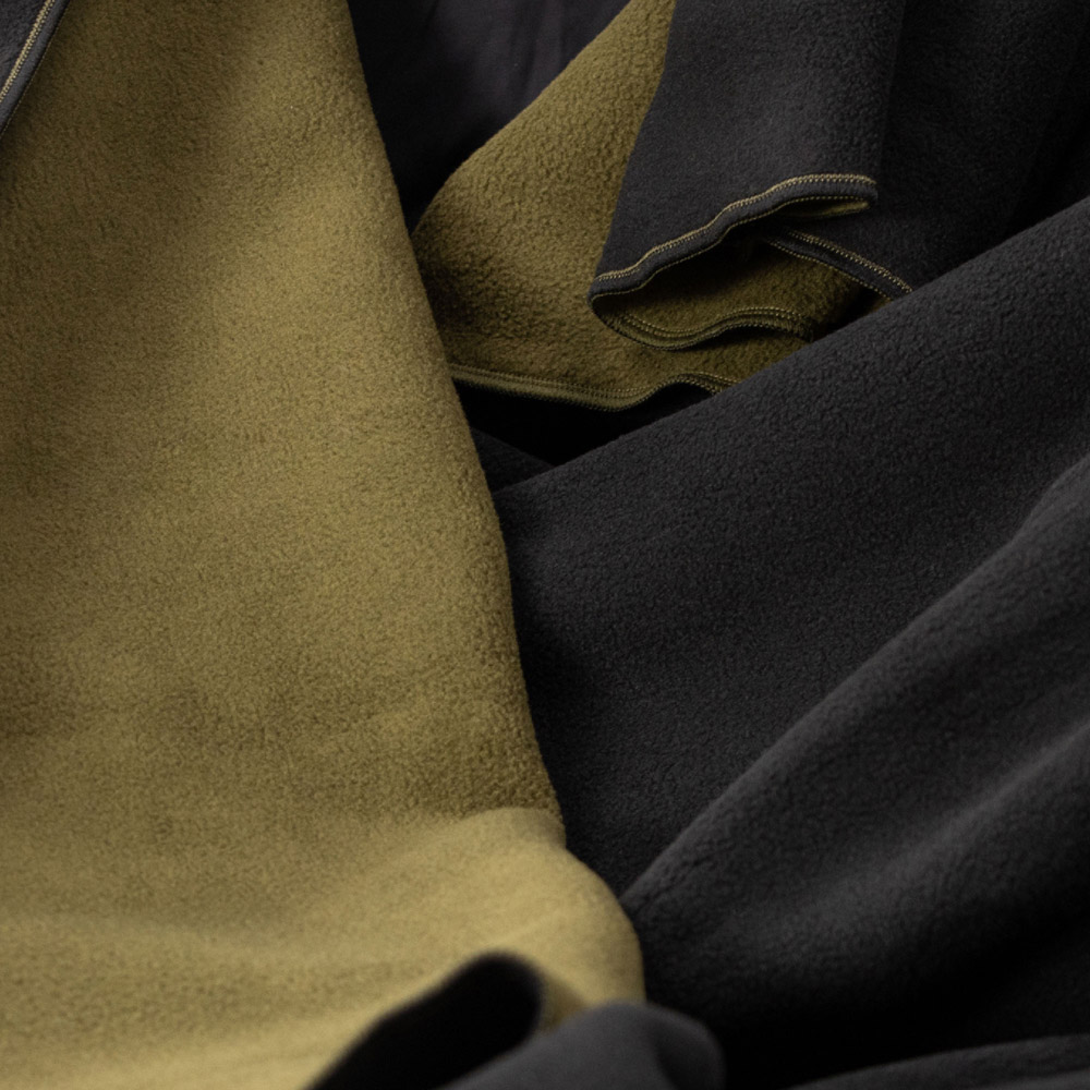 Myga Black Fleece Yoga Blanket 200 x 145cm Image 2