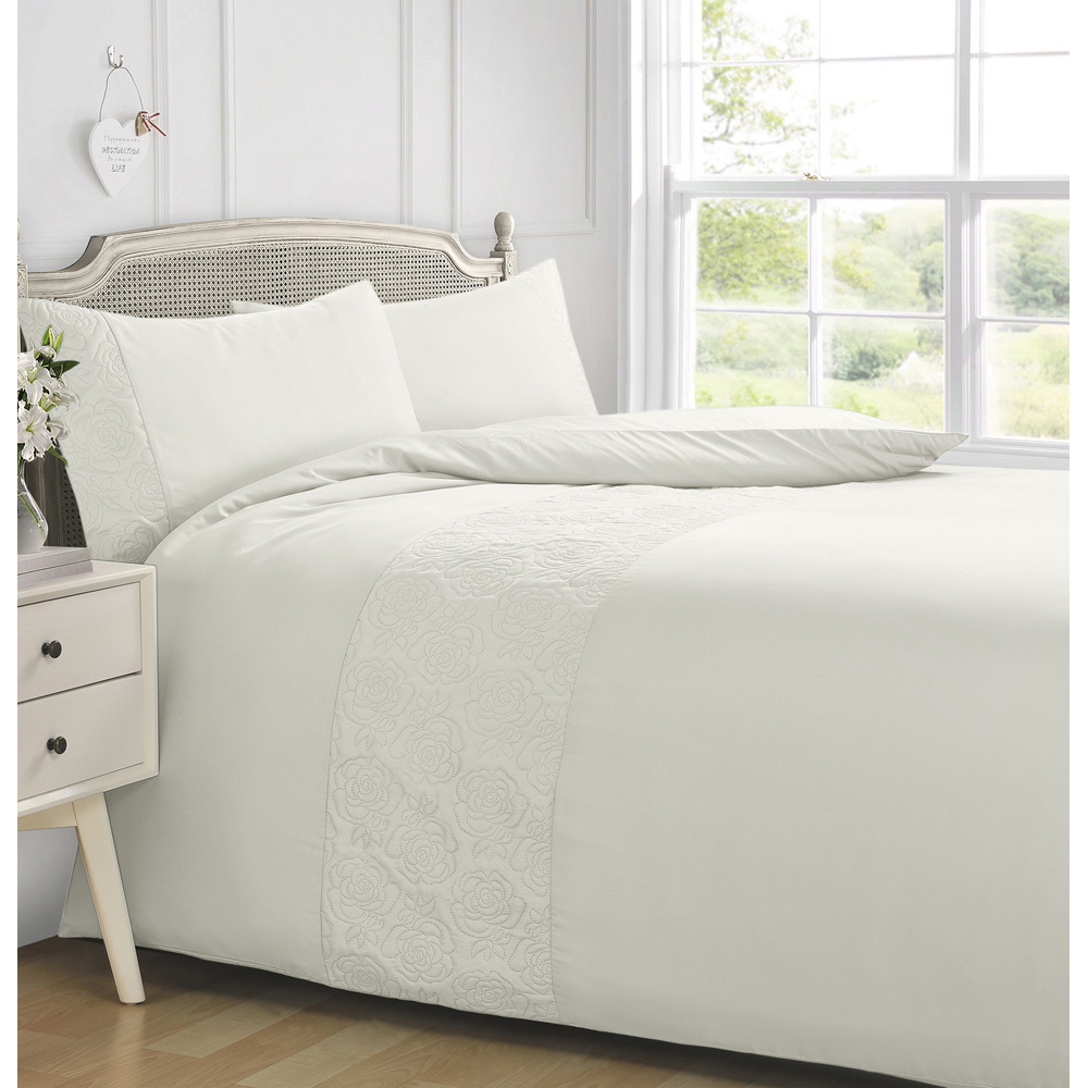 Velosso King Size Cream Quilted Floral Duvet Cover Set Image 3