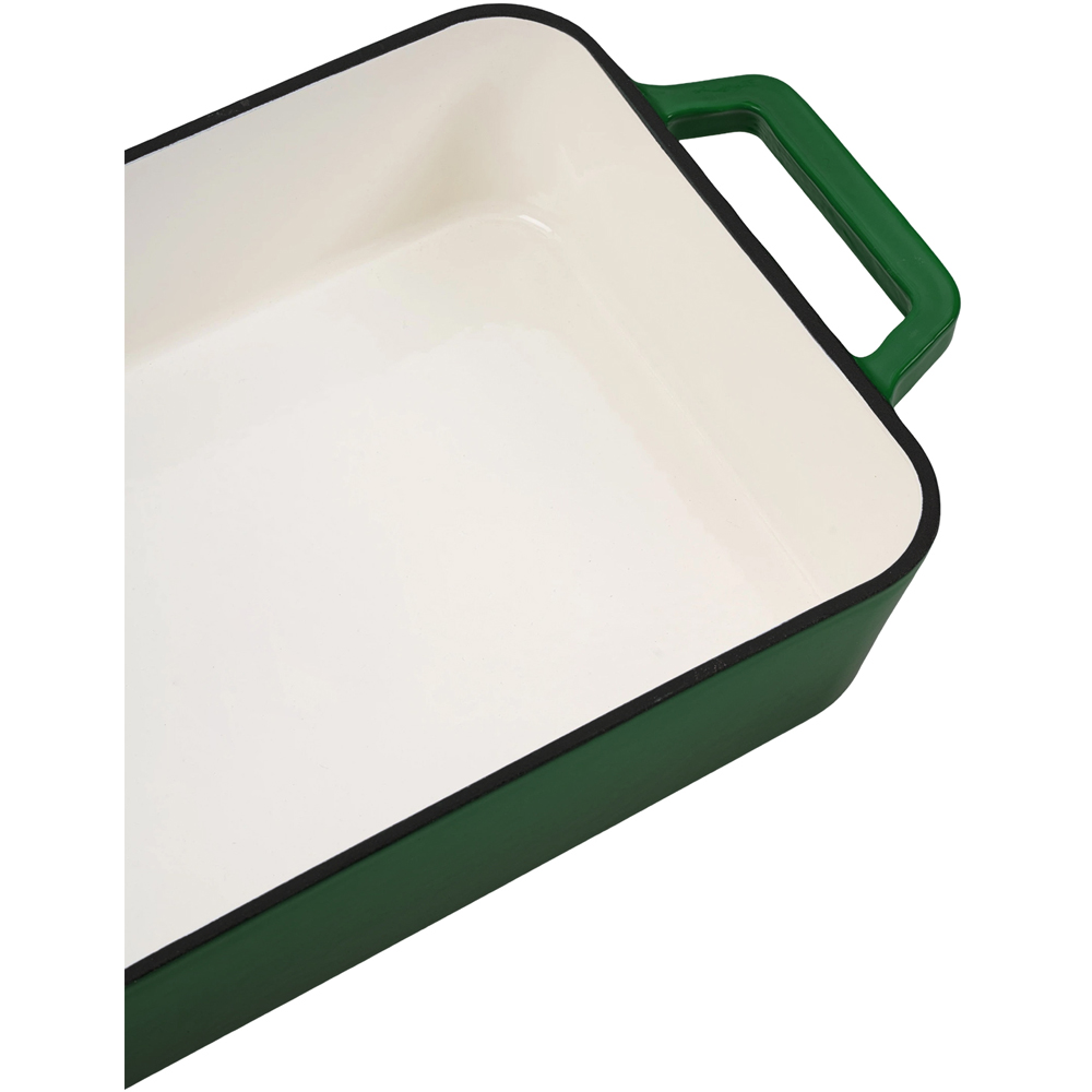 Living and Home 3.2L Green Enamelled Cast Iron Rectangular Baking Dish Image 6