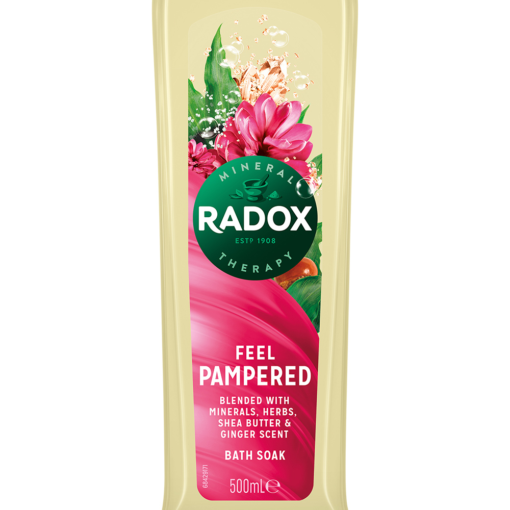 Radox Nourish Shea Butter and Ginger Bath Soak 500ml Image 2