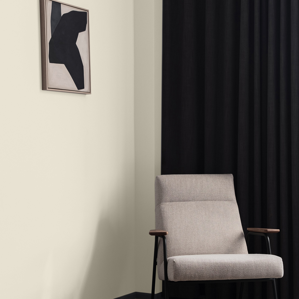 Craig & Rose 1829 Vintage Walls and Ceilings Parchment Chalky Matt Emulsion Paint 2.5L Image 4