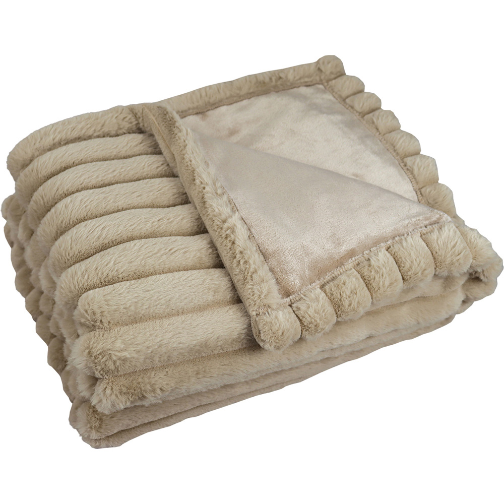 Igenix Beige Microfleece and Teddy Fleece Digital Control Heated Throw 160 x 130cm Image 4