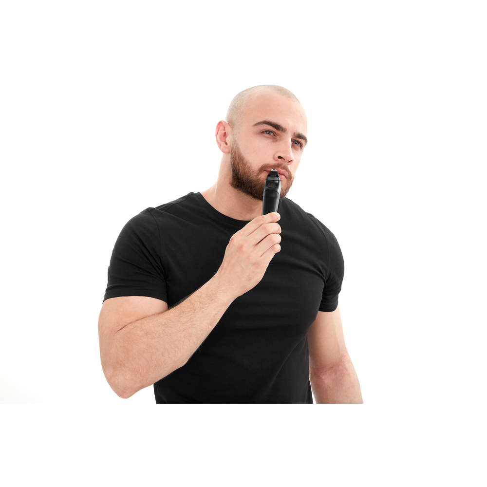 Wahl 4-in-1 Lithium Ion Precision Multi-Groomer Trimer with Interchangeable Heads Image 5