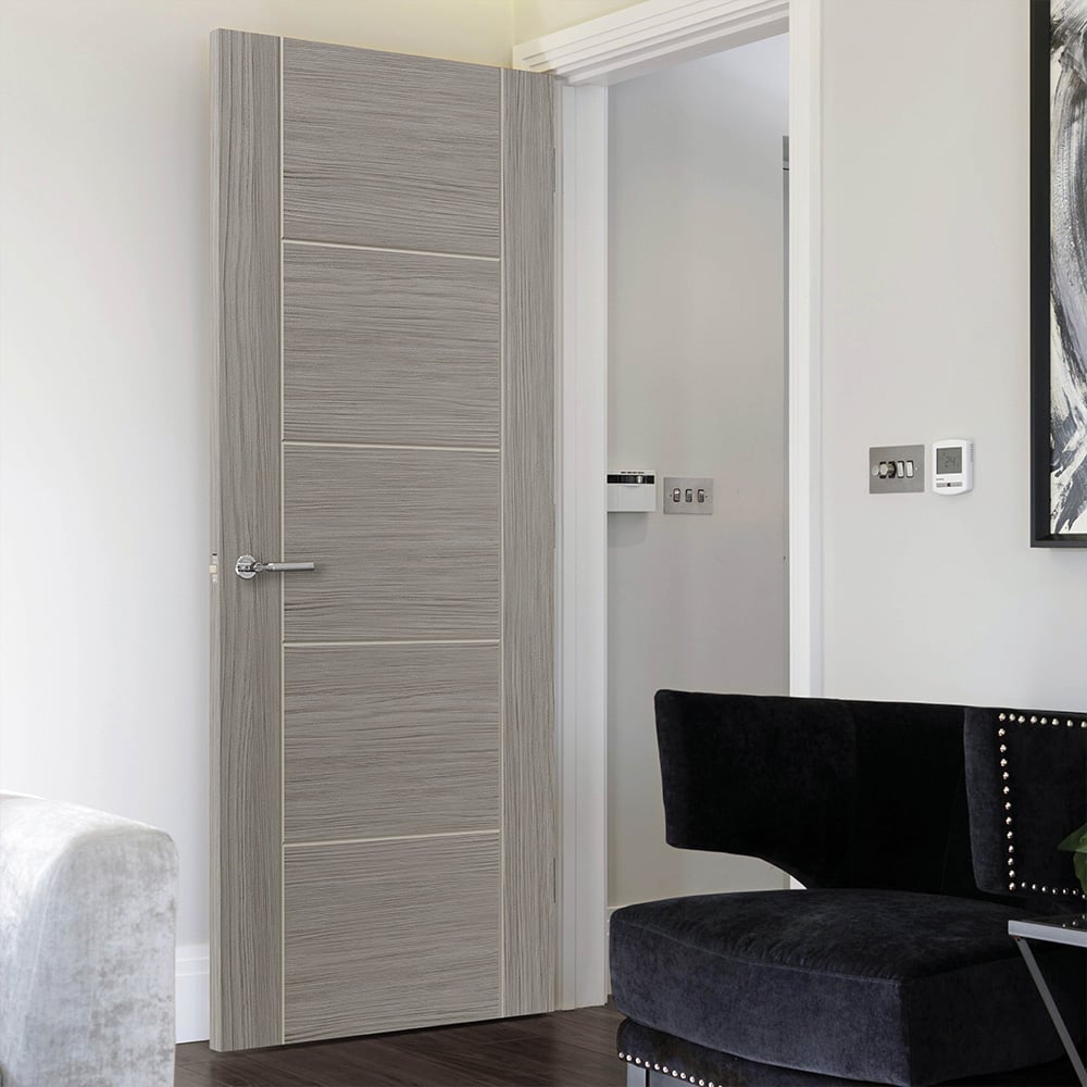 JB Kind Tigris Light Grey Laminated Finished Internal Door 1981 x 686mm Image 2